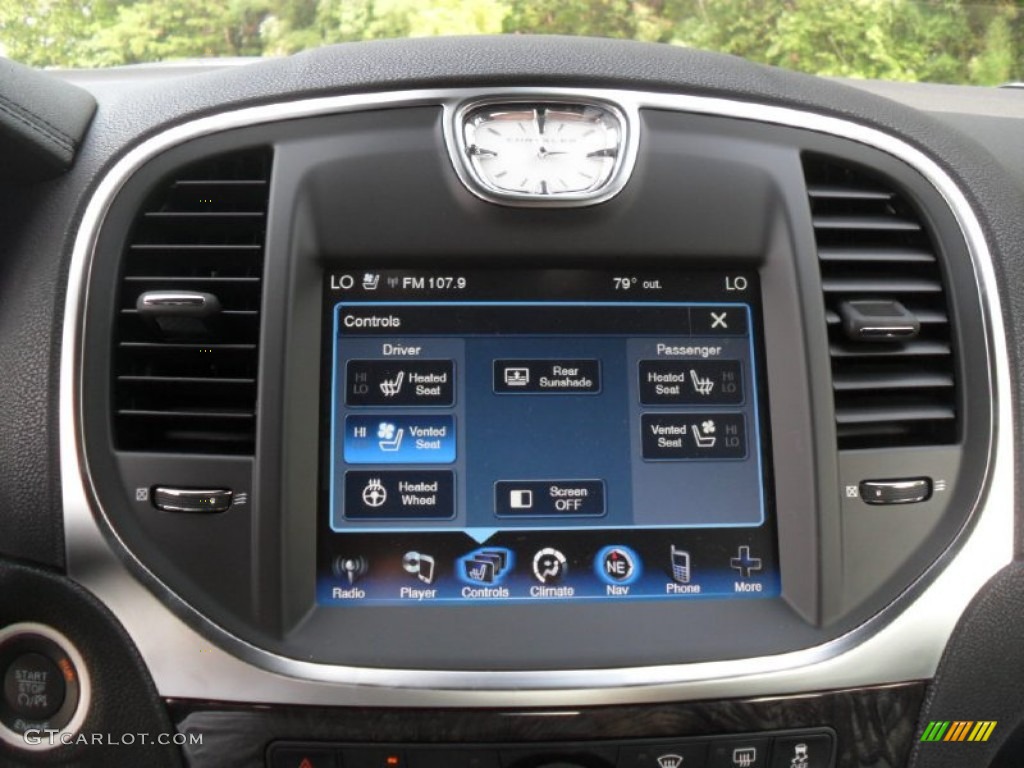 2012 Chrysler 300 C Controls Photo #54620889