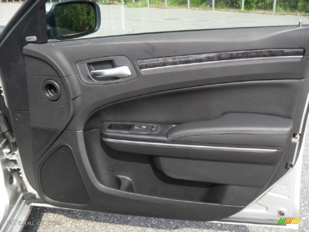 2012 Chrysler 300 C Black Door Panel Photo #54620976