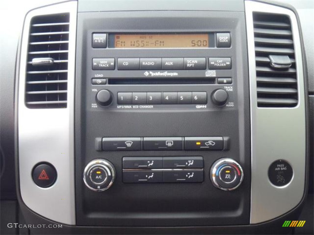 2012 Nissan Frontier Pro-4X Crew Cab 4x4 Controls Photo #54621512