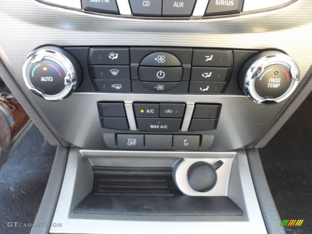 2012 Ford Fusion Hybrid Controls Photo #54622044
