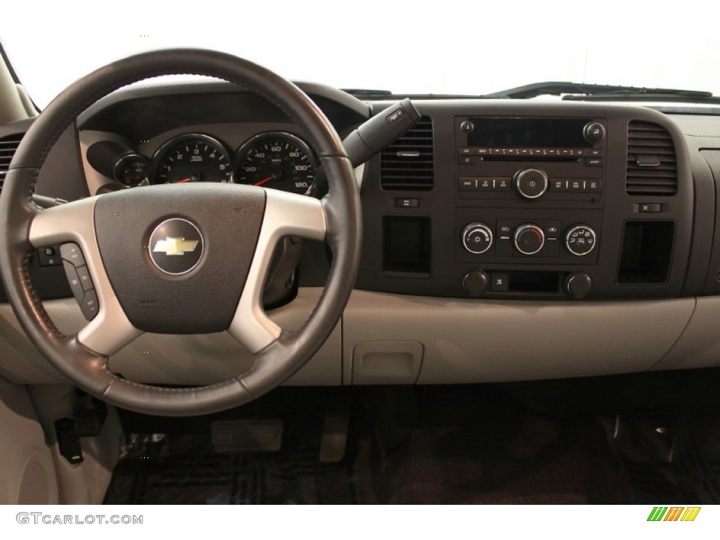 2009 Silverado 1500 LT Extended Cab - Victory Red / Light Titanium photo #15