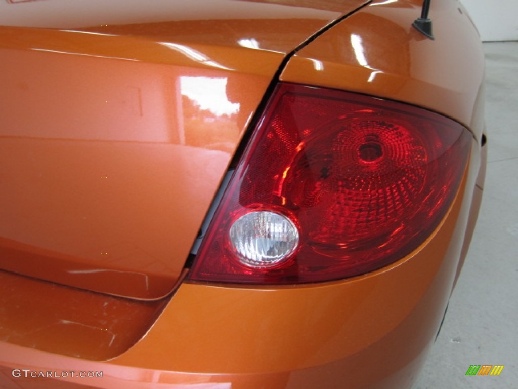 2007 Cobalt LT Sedan - Sunburst Orange Metallic / Gray photo #14