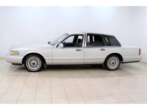 1995 Lincoln Town Car Executive Data Info And Specs Gtcarlot 1995 Lincoln Town Car Executive Data Info And Specs