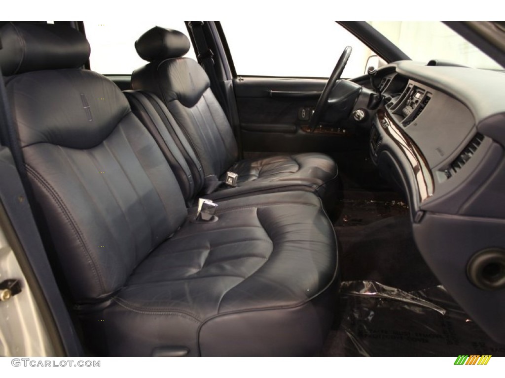 Navy Blue Interior 1995 Lincoln Town Car Executive Photo #54625731