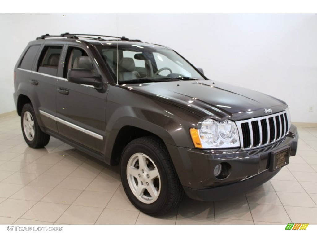 2005 Grand Cherokee Limited 4x4 - Dark Khaki Pearl / Dark Khaki/Light Graystone photo #1