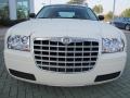 2009 Cool Vanilla White Chrysler 300 LX  photo #8