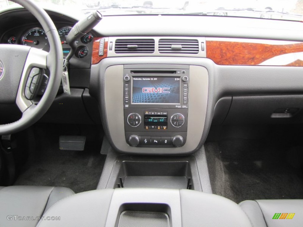 2012 GMC Yukon XL SLT Controls Photos