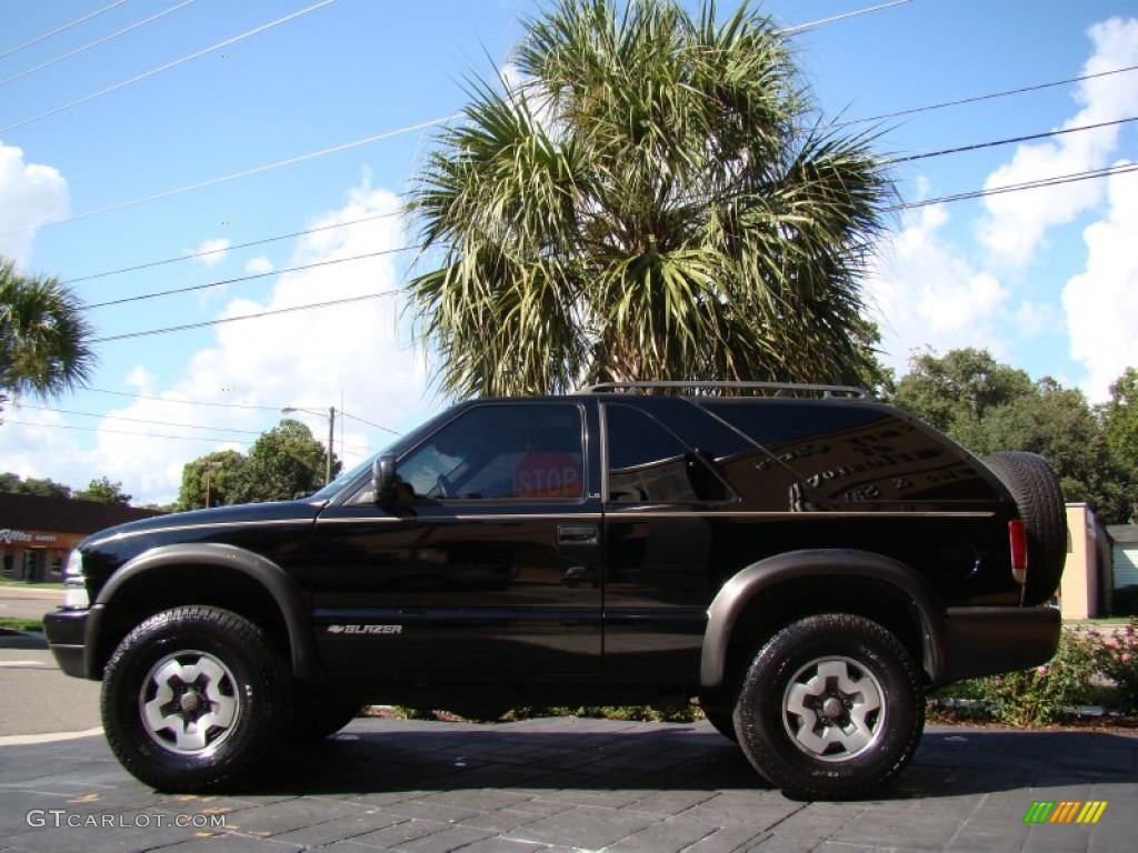 Onyx Black 2000 Chevrolet Blazer LS 4x4 Exterior Photo #54631533