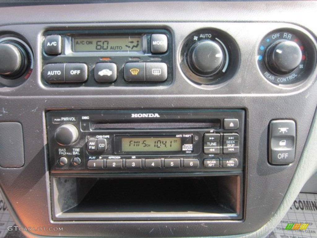 2002 Honda Odyssey EX Audio System Photo #54632676