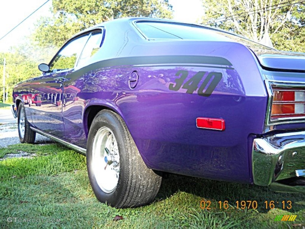 1973 Duster 340 - Plum Crazy / Black photo #9