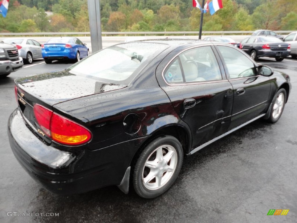 2001 Alero GL Sedan - Onyx Black / Neutral photo #5