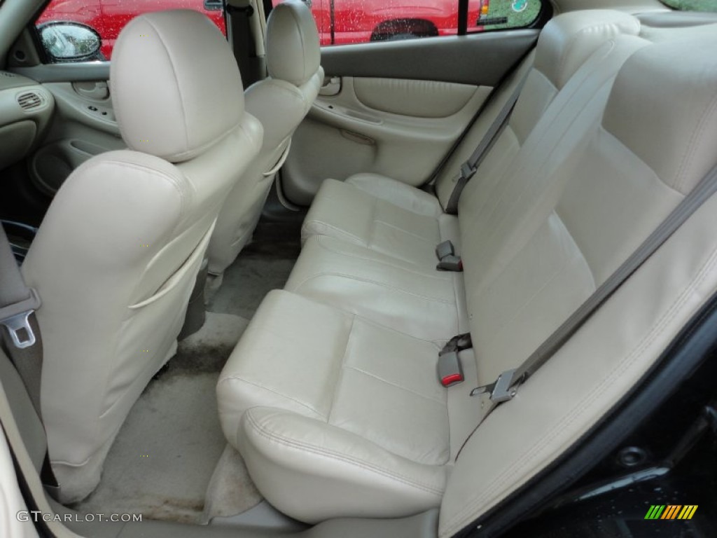 Neutral Interior 2001 Oldsmobile Alero GL Sedan Photo #54637653