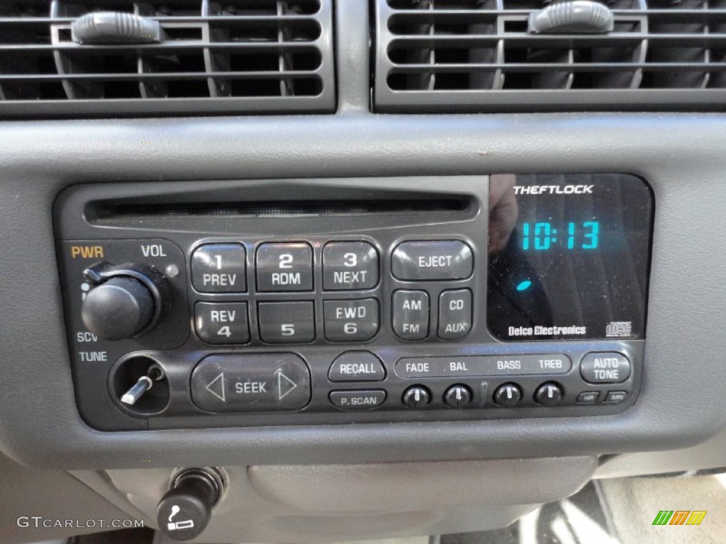 1999 Lumina  - Bright White / Medium Gray photo #18