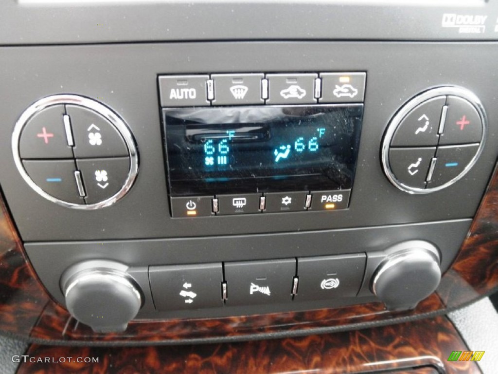 2012 GMC Sierra 3500HD Denali Crew Cab 4x4 Dually Controls Photo #54640044