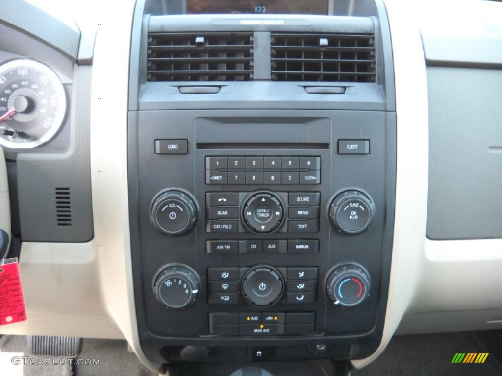 2009 Ford Escape XLS 4WD Controls Photo #54640725