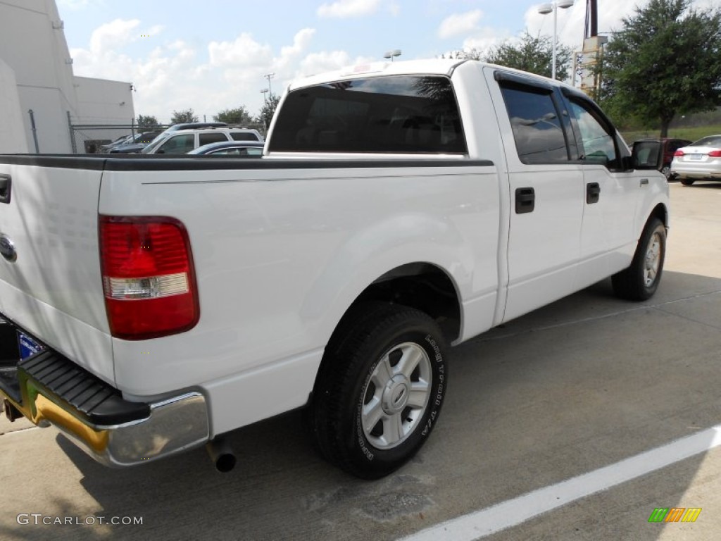 2004 F150 XLT SuperCrew - Oxford White / Tan photo #7