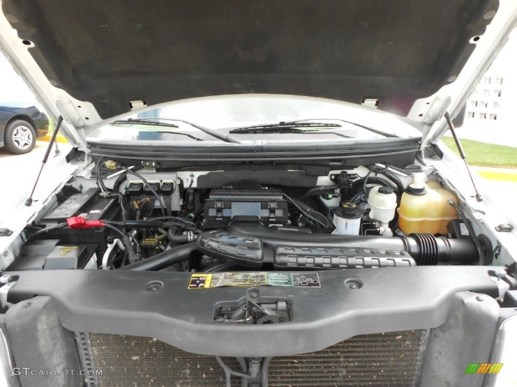 2004 F150 XLT SuperCrew - Oxford White / Tan photo #9