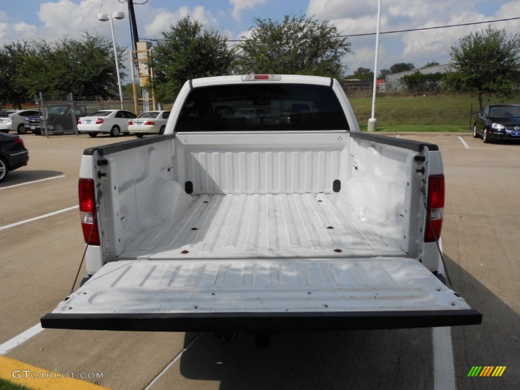 2004 F150 XLT SuperCrew - Oxford White / Tan photo #10