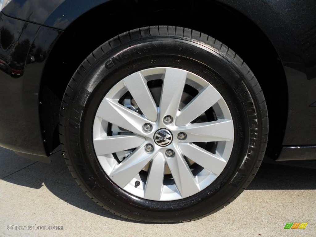 2012 Volkswagen Routan SEL Wheel Photo #54641712
