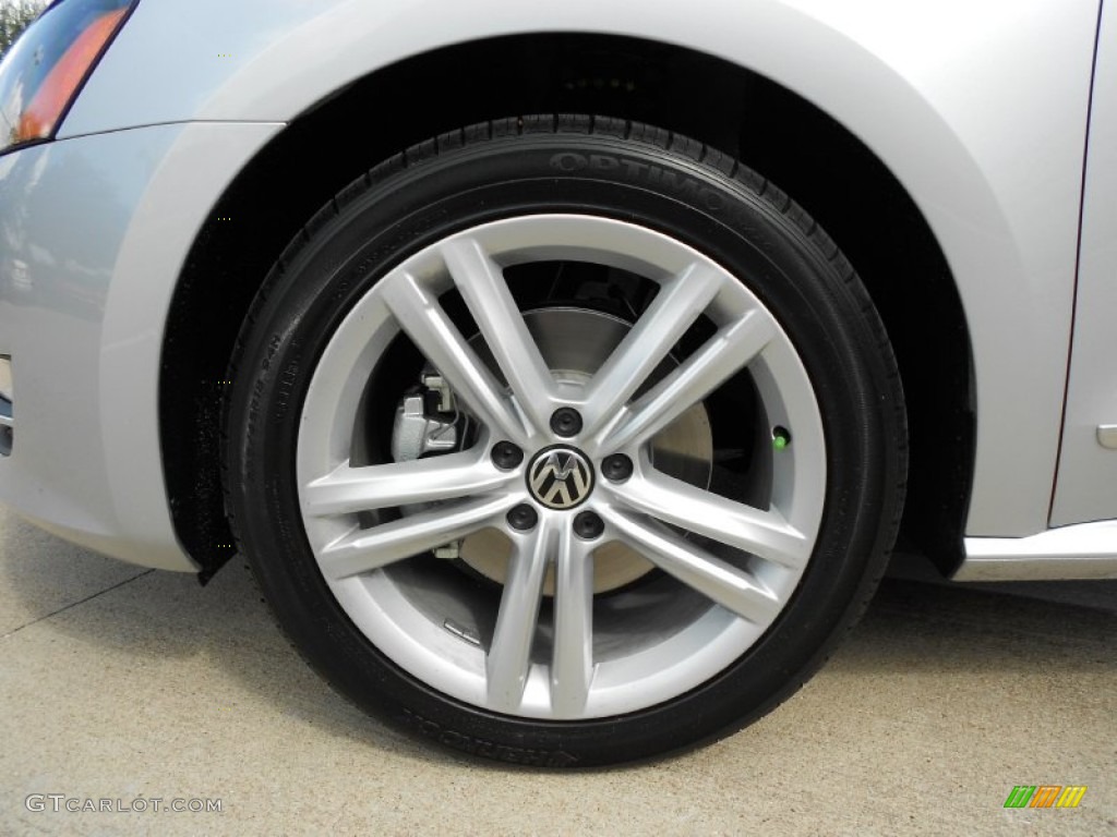 2012 Volkswagen Passat V6 SEL Wheel Photo #54643167