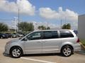 Mercury Silver Metallic - Routan SE Photo No. 4