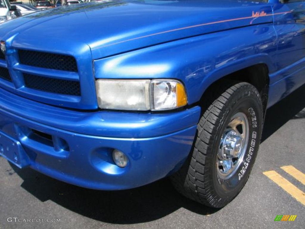 1999 Ram 2500 ST Extended Cab - Intense Blue Pearl / Mist Gray photo #4