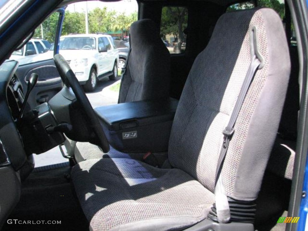 1999 Ram 2500 ST Extended Cab - Intense Blue Pearl / Mist Gray photo #18