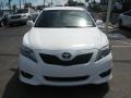 Super White - Camry SE Photo No. 3