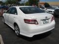 Super White - Camry SE Photo No. 7