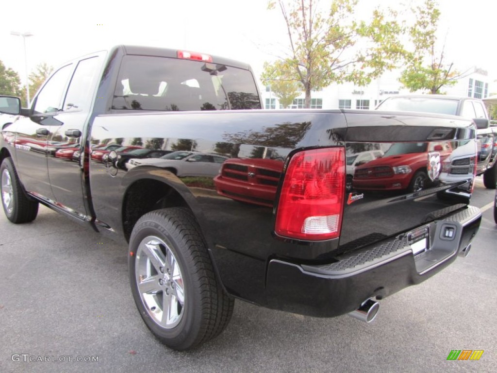 2012 Ram 1500 Express Quad Cab - Black / Dark Slate Gray/Medium Graystone photo #2