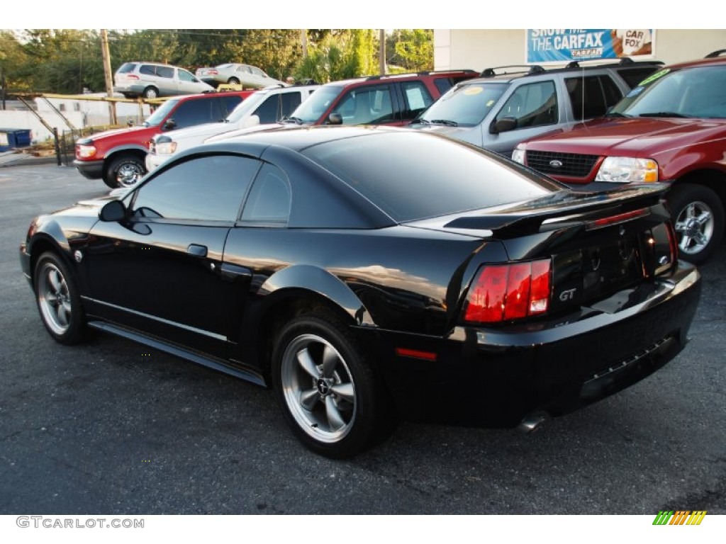 2004 Mustang GT Coupe - Black / Dark Charcoal photo #13