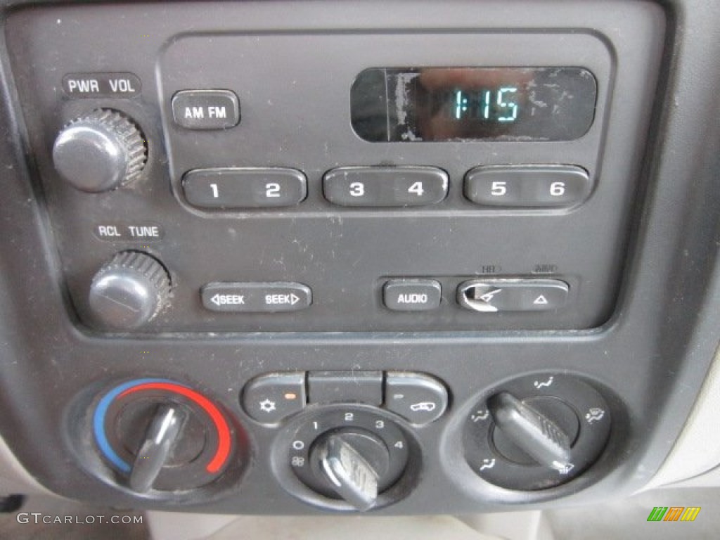 2005 Chevrolet Colorado Regular Cab 4x4 Audio System Photos