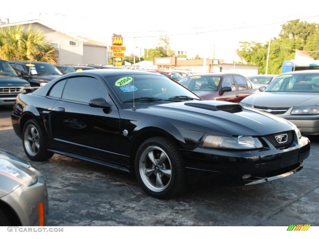 2004 Mustang GT Coupe - Black / Dark Charcoal photo #29