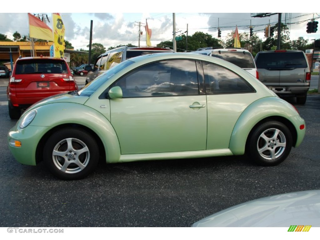 Cyber Green Metallic 2002 Volkswagen New Beetle GLS Coupe Exterior Photo #54646238