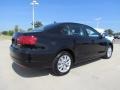Black - Jetta SE Sedan Photo No. 2