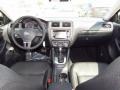 Black - Jetta SE Sedan Photo No. 5