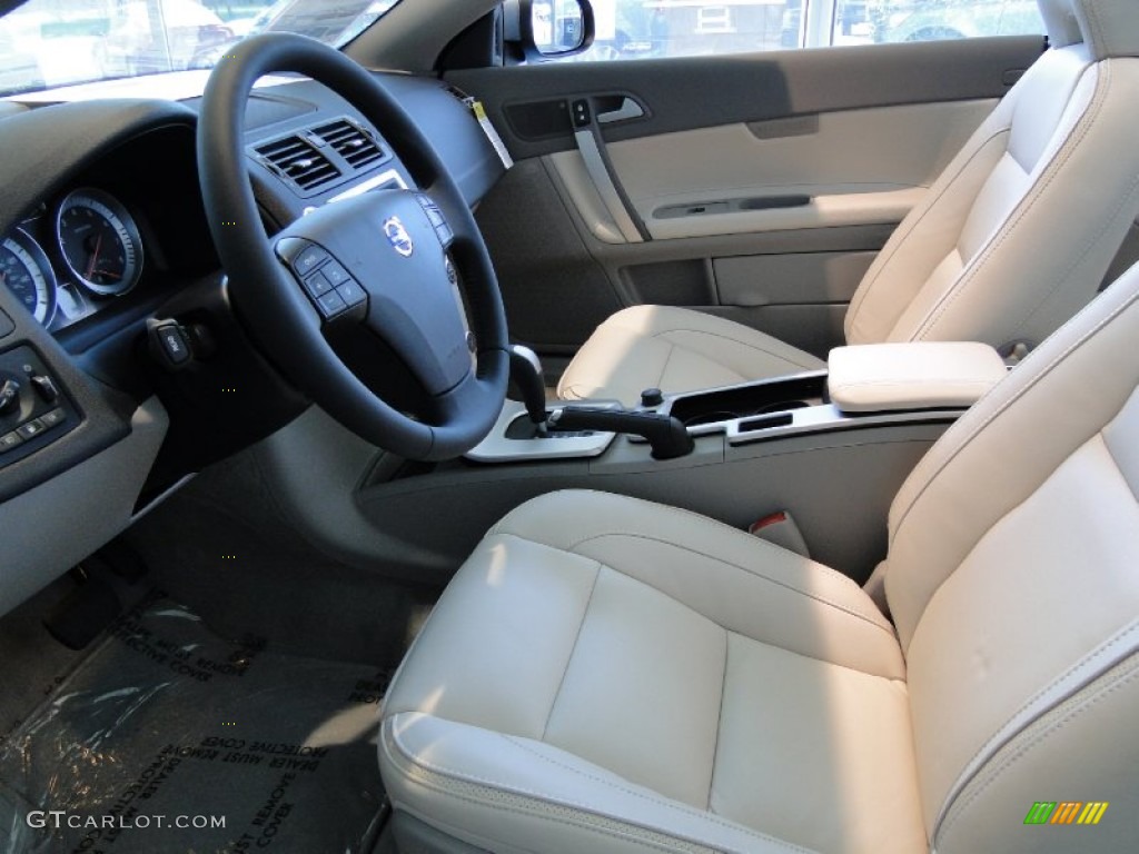 Calcite/Off Black Interior 2012 Volvo C70 T5 Photo #54647811