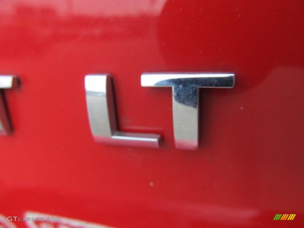 2007 Cobalt LT Sedan - Victory Red / Gray photo #4