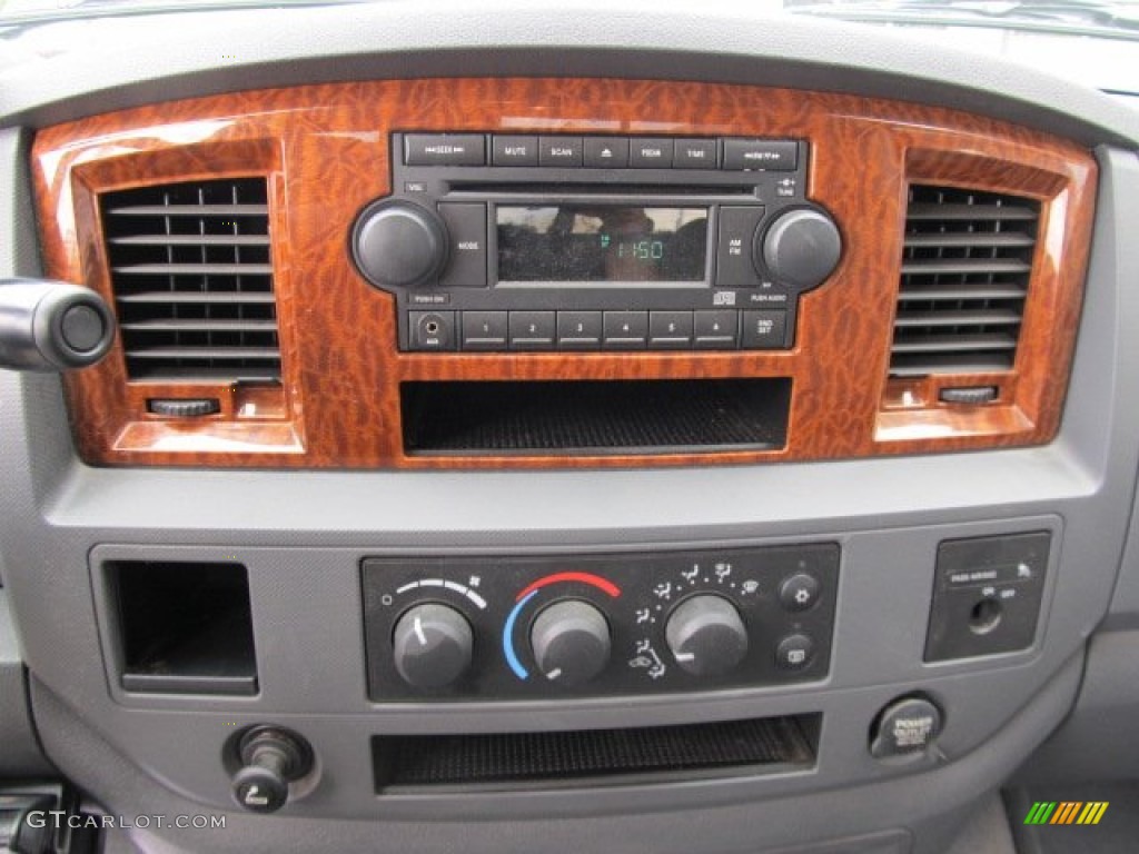 2006 Dodge Ram 2500 SLT Regular Cab 4x4 Controls Photo #54649407