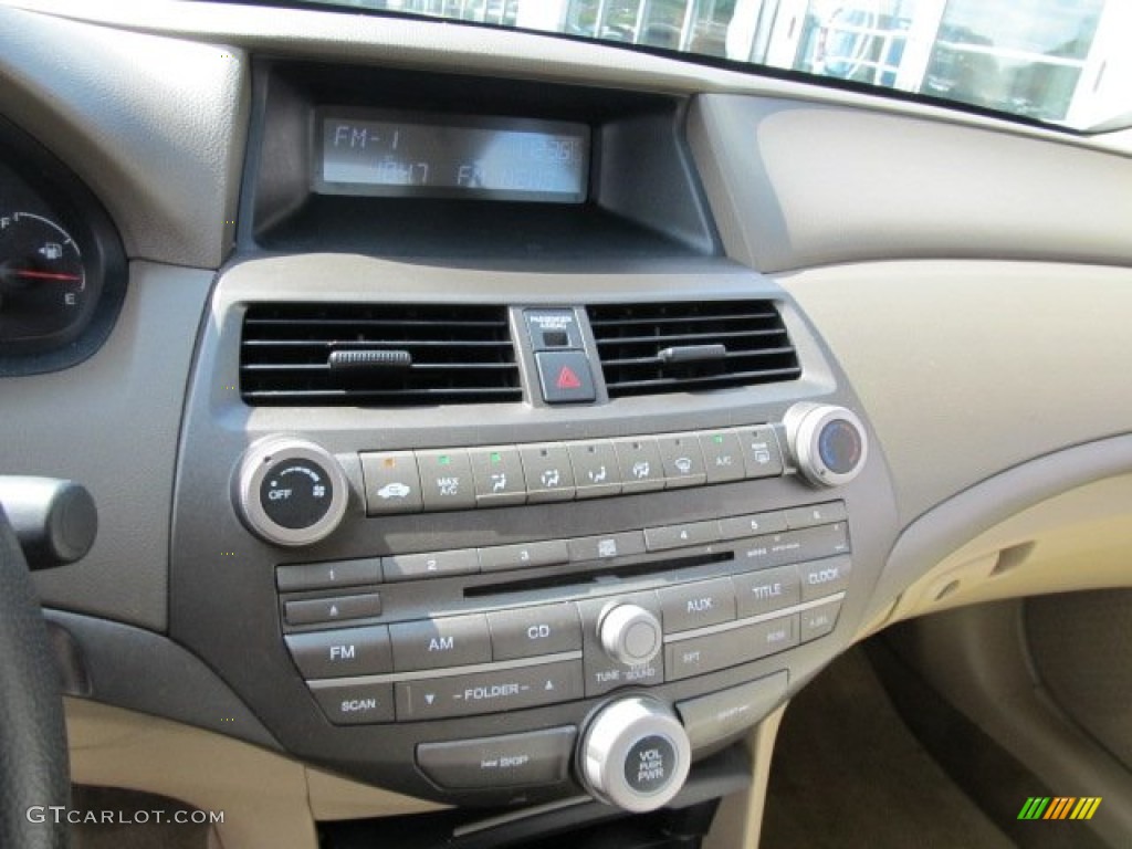 2009 Honda Accord LX Sedan Controls Photo #54651483
