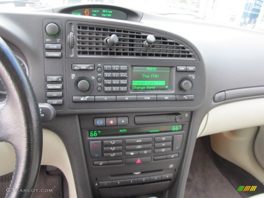 2004 Saab 9-3 Arc Sedan Controls Photo #54652387