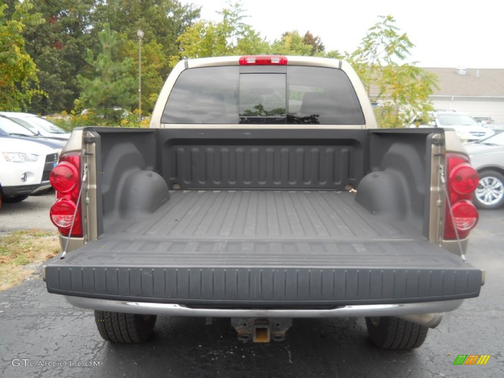 2007 Ram 1500 Big Horn Edition Quad Cab 4x4 - Light Khaki Metallic / Medium Slate Gray photo #23