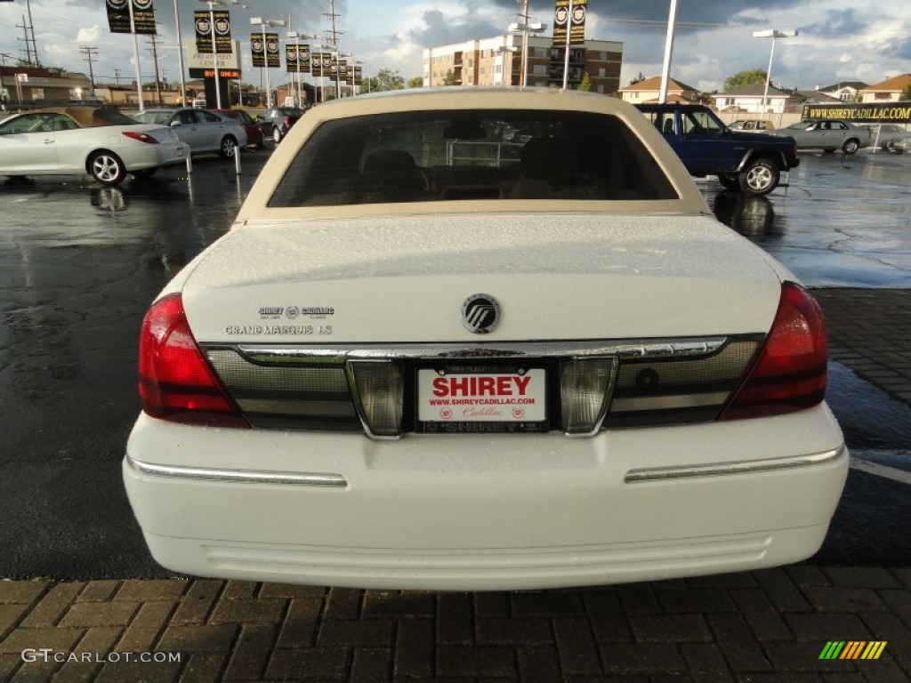 2006 Grand Marquis LS - Vibrant White / Light Camel photo #6