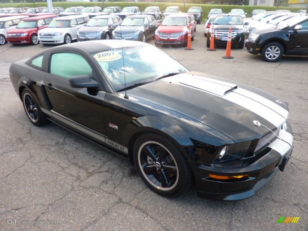 2007 Mustang Shelby GT Coupe - Black / Dark Charcoal photo #6