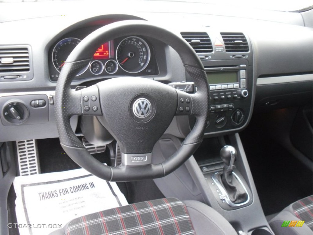 2009 Volkswagen GTI 2 Door Interlagos Black Cloth Dashboard Photo #54657684