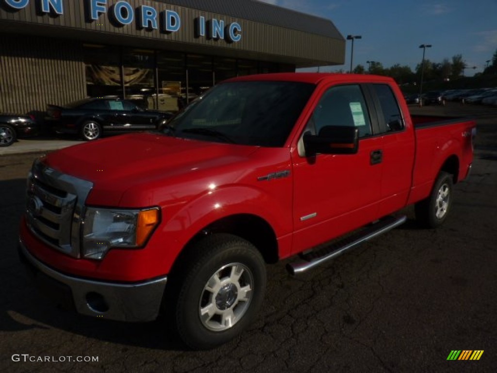 2011 F150 XLT SuperCab 4x4 - Race Red / Steel Gray photo #8