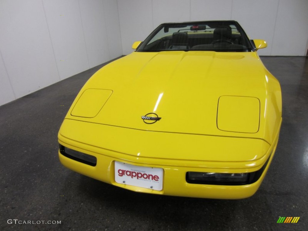 1993 Corvette Convertible - Competition Yellow / Black photo #2