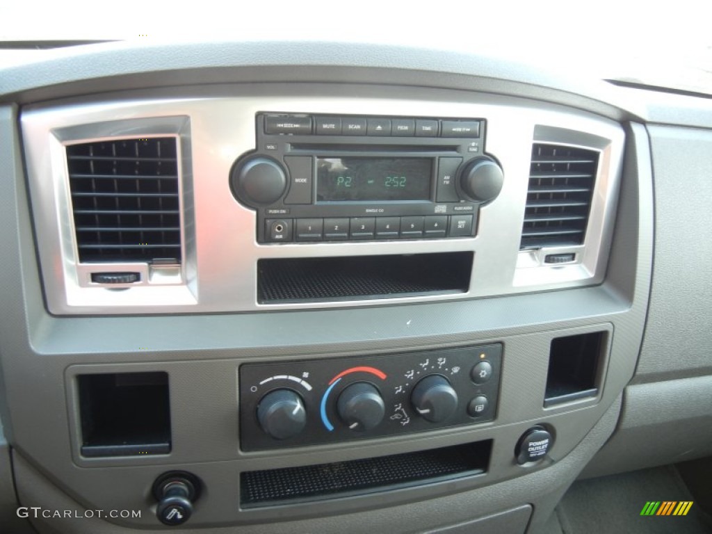 2007 Ram 1500 Big Horn Edition Quad Cab - Bright White / Medium Slate Gray photo #16