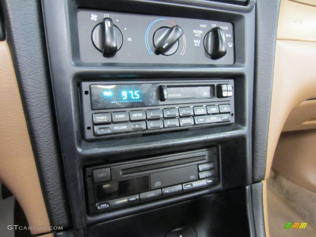 1998 Ford Mustang SVT Cobra Convertible Controls Photo #54659952