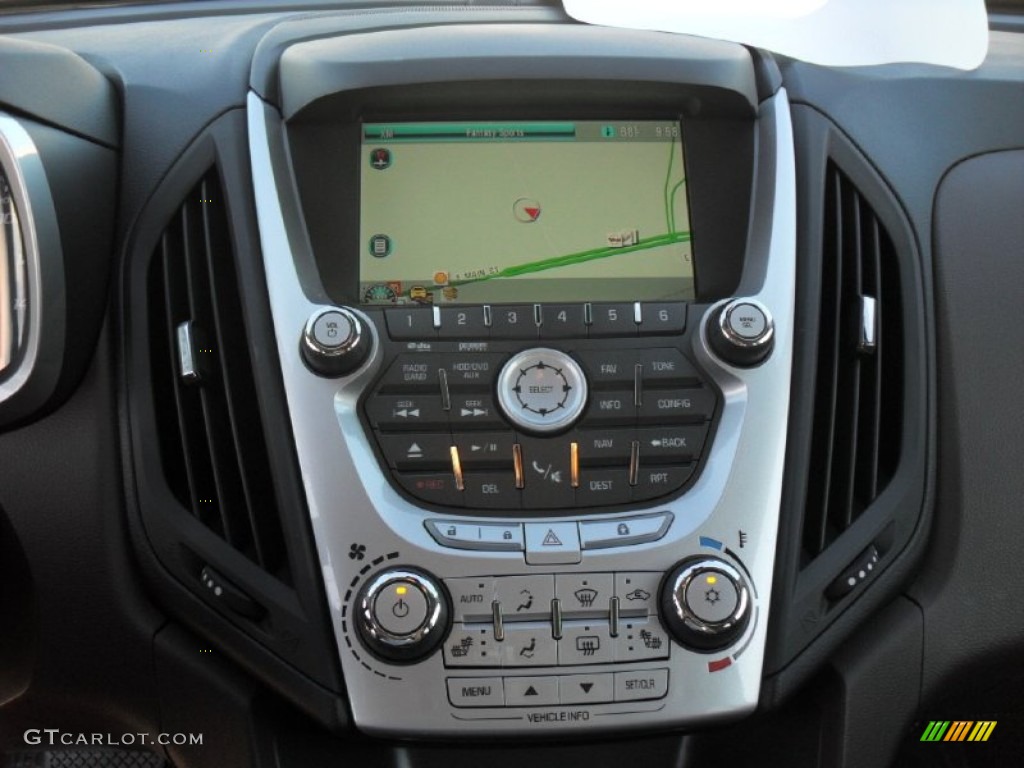 2011 Chevrolet Equinox LTZ Navigation Photos